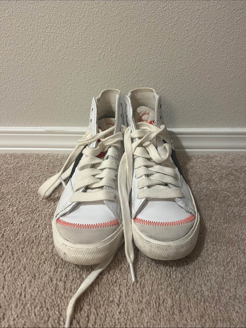 Nike Blazer Jumbo Mid 77 White High-Top Shoes - Picture 3 of 6